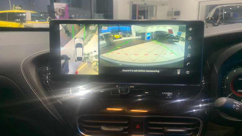 Nissan Juke 1.0 DiG-T Tekna 5dr Petrol Hatchback